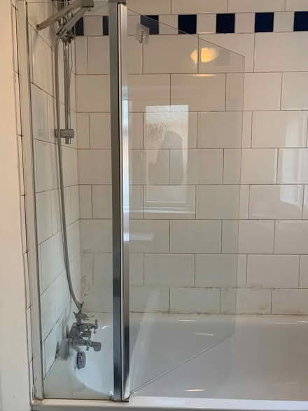 Photo of free Shower glass door (Wimbledon , Sw19) #2