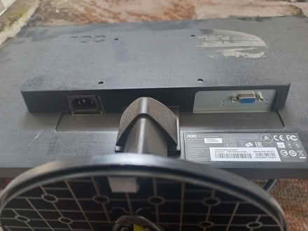 Photo of free AOC LED Monitor 21.5′′ VGA Connection (Rose Hill OX4) #2