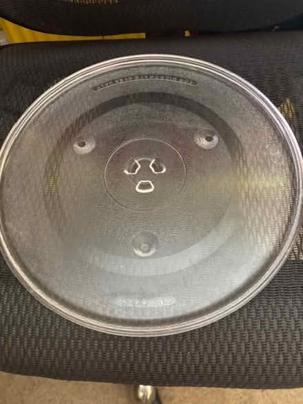 Photo of free Large microwave turntable (Manningtree CO11) #1