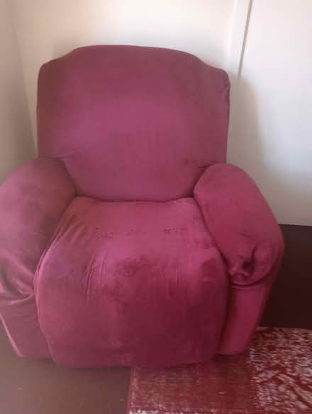 Photo of free PVC leather reclining leather chair (Egdbaston) #2