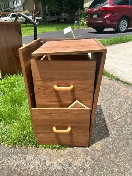 Photo of free Desk and file caninet (Lindendale and Linfield) #2