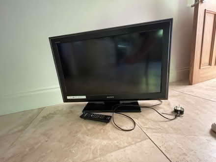 Photo of free 32in TV Sony (HD1, Huddersfield) #1