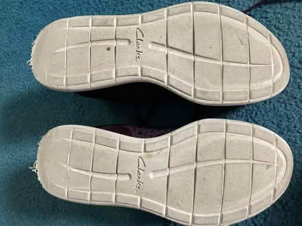 Photo of free women's sneakers (Spring Hill, Somerville) #3