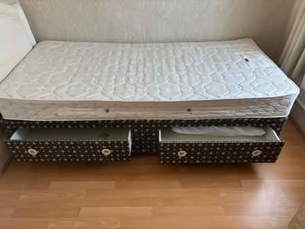 Photo of free Single bed (Scale Hall LA3) #1