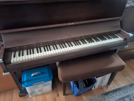 Photo of free Studio Upright Piano & Bench (Pawtucketville / Lowell) #1