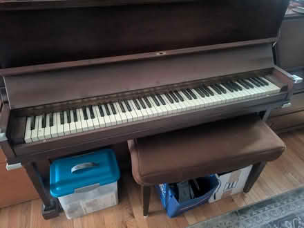 Photo of free Studio Upright Piano & Bench (Pawtucketville / Lowell) #1