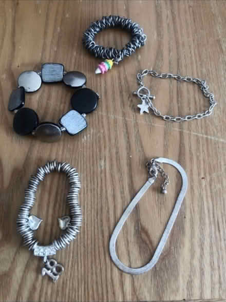Photo of free Mixed Necklaces & bracelets (Cheshunt En8) #1
