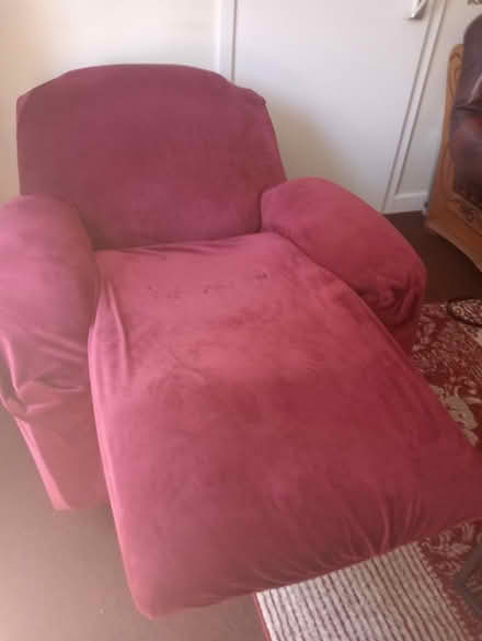 Photo of free PVC leather reclining leather chair (Egdbaston) #1