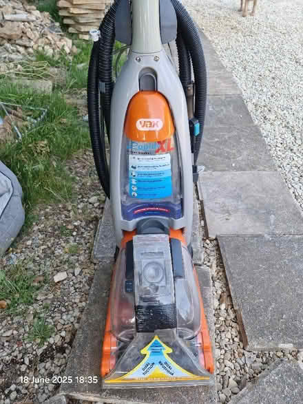 Photo of free Vax carpet cleaner. (Whiteway GL6) #1