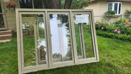 Photo of free windows w/screens (SE St Cloud) #4