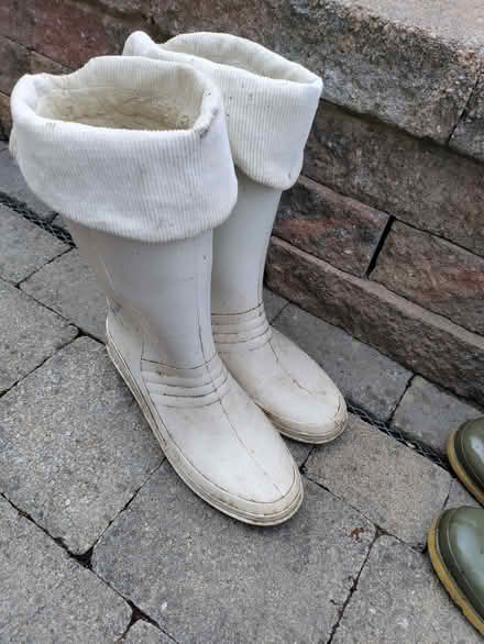 Photo of free Ladies Damart fleece lined wellington boots (California DE22) #1