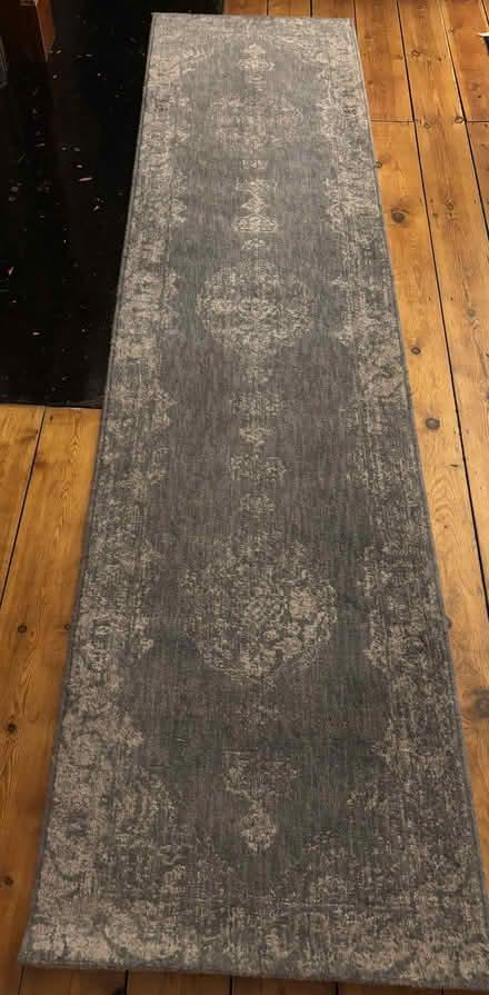Photo of free Rug (Barons Court W14) #1