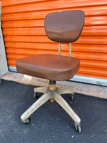 Photo of free Rolling swivel chair (Clearlake Oaks) #1