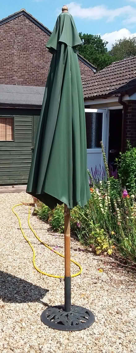 Photo of free Sunshade / umbrella. (Gaywood PE30) #2