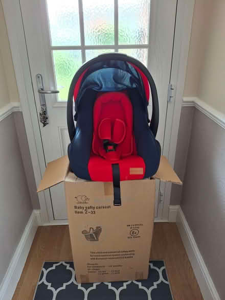 Photo of free First size bay car seat (Hullbridge SS5) #2