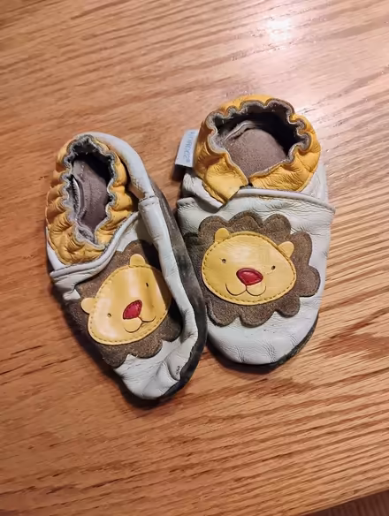 Photo of free Robeez slippers, sz 6-12, Westvale (Westvale, Waterloo) #1
