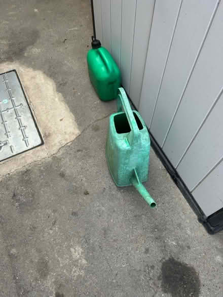 Photo of free petrol cans (Coxheath ME17) #1