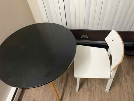 Photo of free Dining table with 2chairs (Sunnyvale near Lawrencestation) #4
