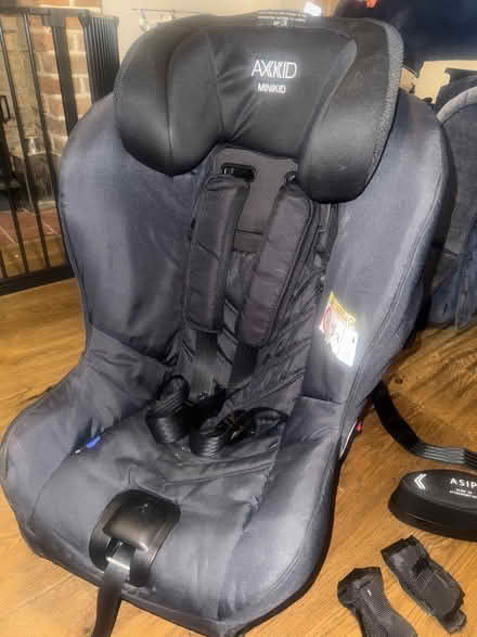 Photo of free Baby seat Axkid mini kid (Wheathampstead AL4) #2