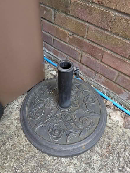 Photo of free Parasol base (Peachcroft OX14) #1