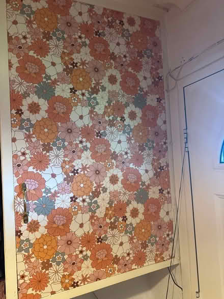 Photo of free Sticky back wallpaper (New England) #2