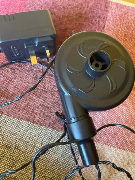 Photo of free Double air mattress with pump (Carrick Knowe EH12) #2