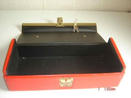 Photo of free case (BA2) #2