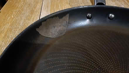 Photo of free Tefal 30cm frying pan damaged (Shirley CR0) #4