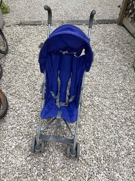 Photo of free Red kite pram (Bakewell DE45) #2