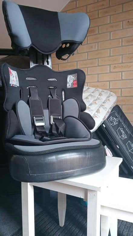 Photo of free cuggi car seat (Marston moretein mk43 0wf) #1