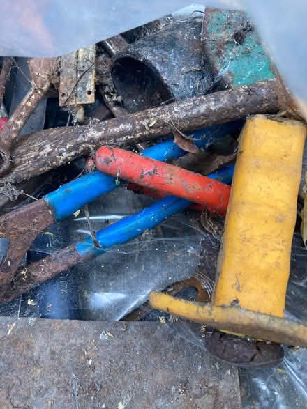 Photo of free Bag of rusty metal tool (Vauxhall SE11) #1