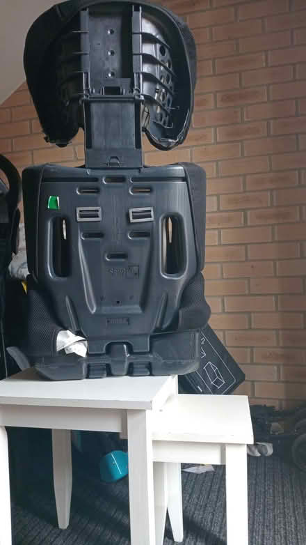 Photo of free cuggi car seat (Marston moretein mk43 0wf) #2