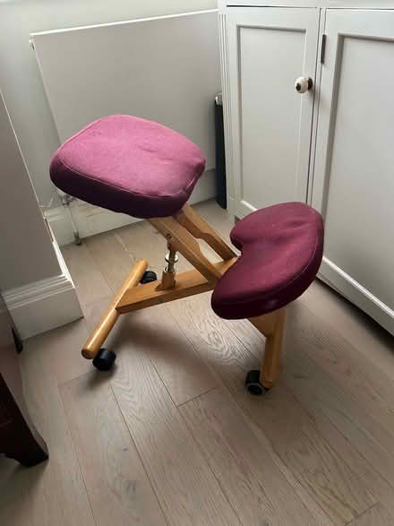 Photo of free Ergonomic Kneeling Chair (Kensington W8) #3