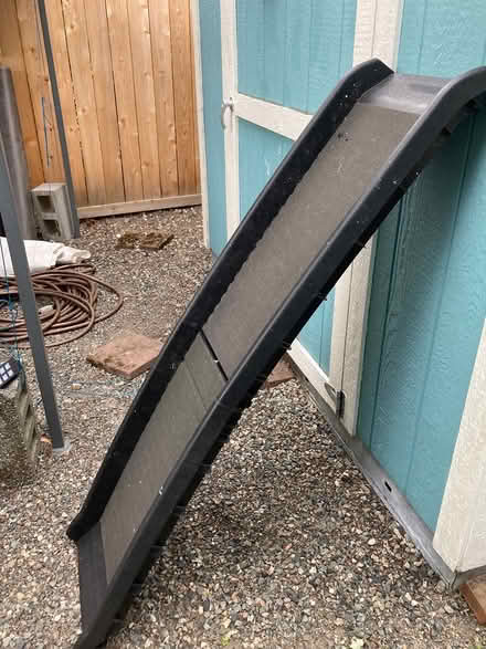 Photo of free Portable pet ramp (North Seattle 145th & 15th) #1