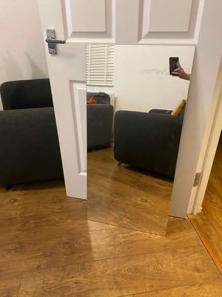 Photo of free Mirror (Symonds green SG1) #1