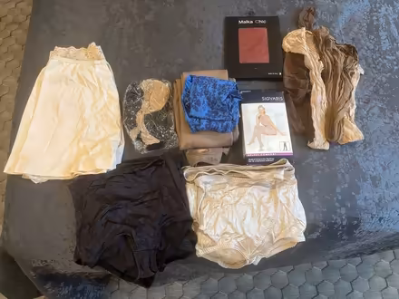 Photo of free Women’s Shapewear/Nylons/Tights (Andersonville) #1