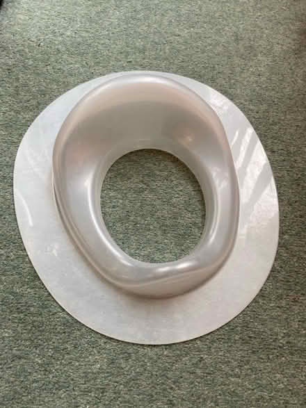Photo of free Toilet training seat (Waterlooville PO7) #1