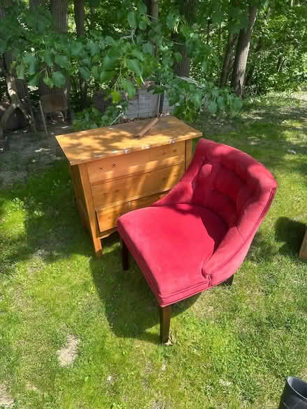 Photo of free Chair and dresser (Gloucester Glen) #1