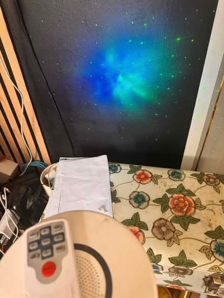 Photo of free Light projector (E2 Columbia rd) #2