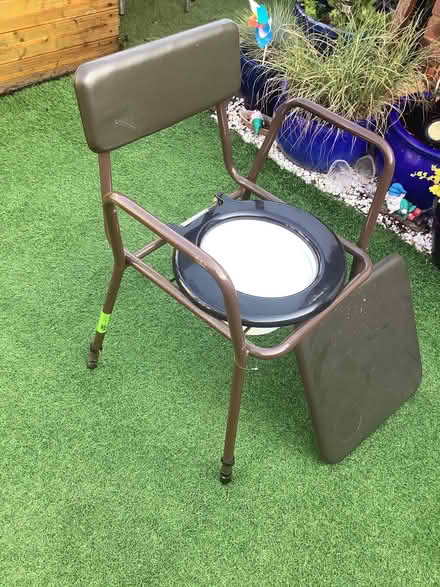 Photo of free Commode (Portsmouth PO3) #2