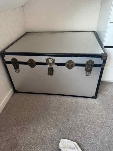 Photo of free Indian trunk (Banners Gate B73) #1