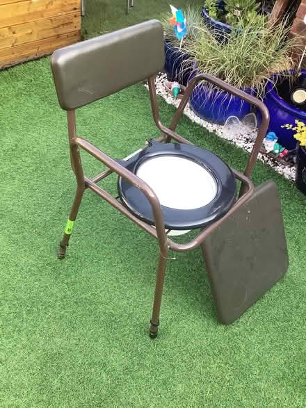 Photo of free Commode (Portsmouth PO3) #3