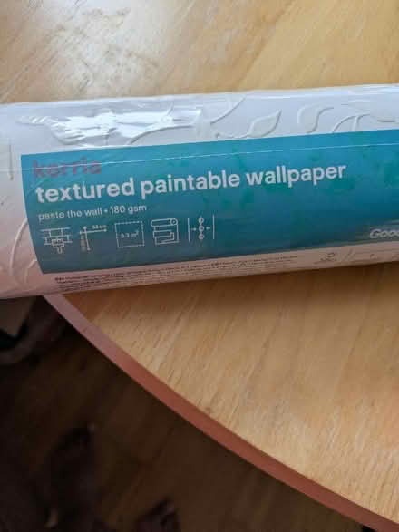 Photo of free Wallpaper & 2 cushions (Brixton Hill SW2) #1