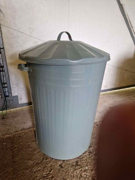 Photo of free Metal dustbin (Lindfield RH16) #1