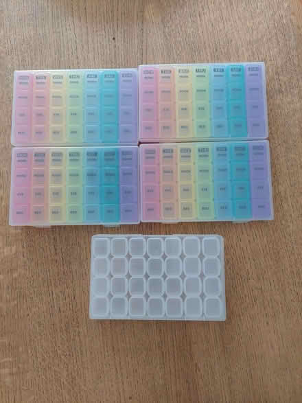 Photo of free 4 weeks colour coded Dossett boxes in travel cases (Bluebell Hill ME5) #1