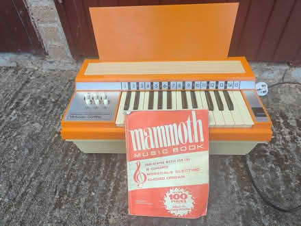 Photo of free 1960s electric Organ, Working. (Brechin DD9) #2