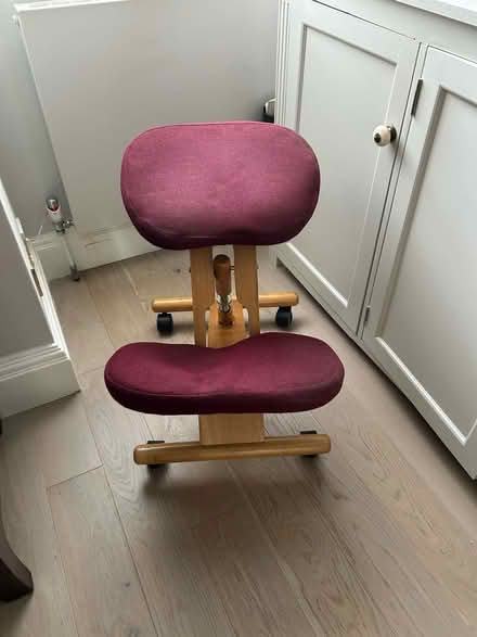 Photo of free Ergonomic Kneeling Chair (Kensington W8) #2