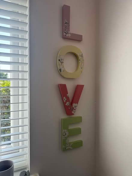 Photo of free Love wooden letters (GL3) #1
