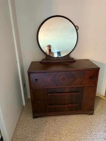 Photo of free Dresser with mirror (Mahopac) #1