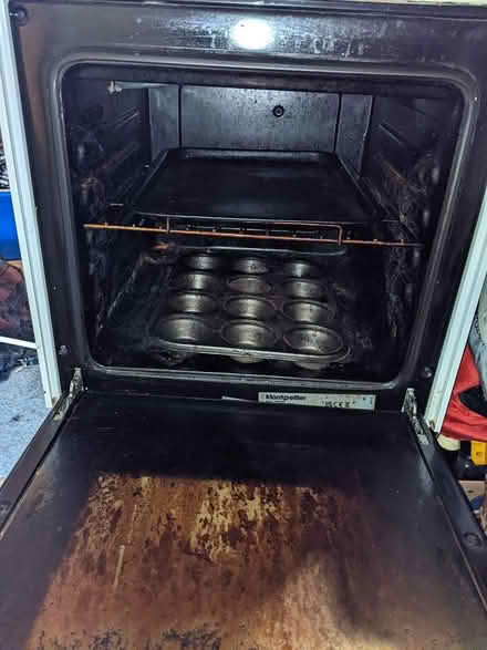 Photo of free Electric cooker (spring gardens,shrewsbury) #1